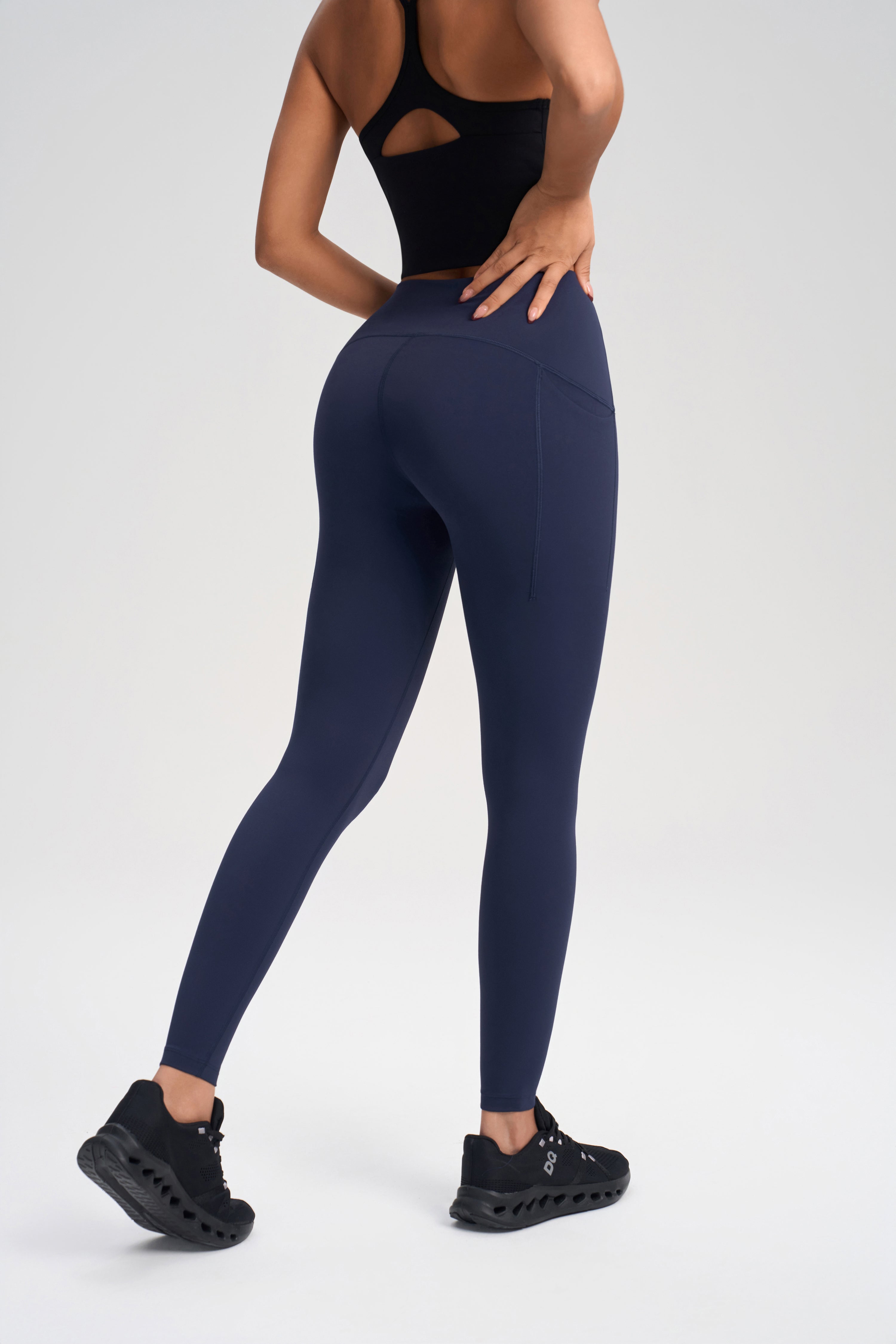 Tight Cropped Pants