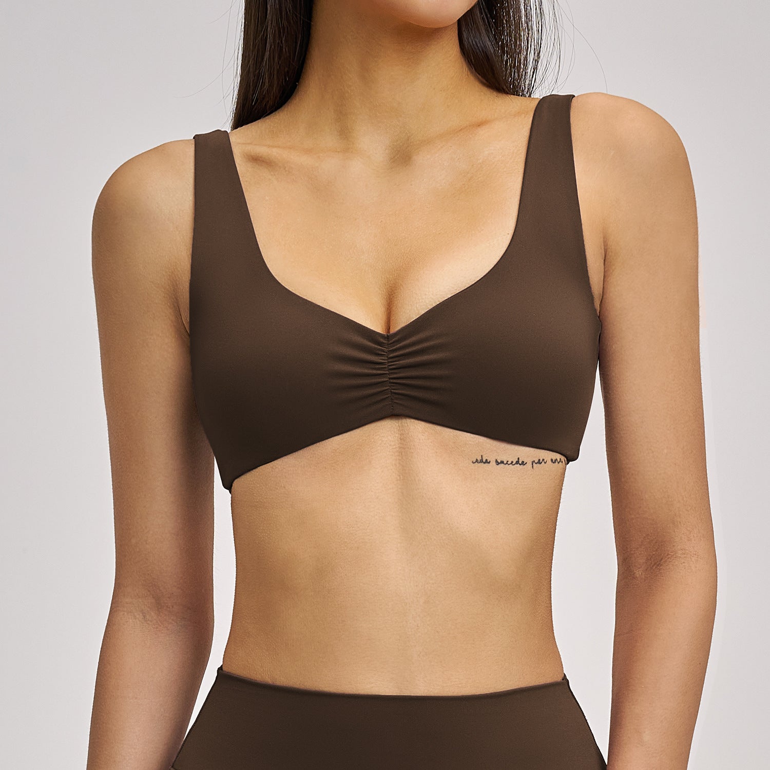 Women’s Ruched Front Medium-Support Sports Bra