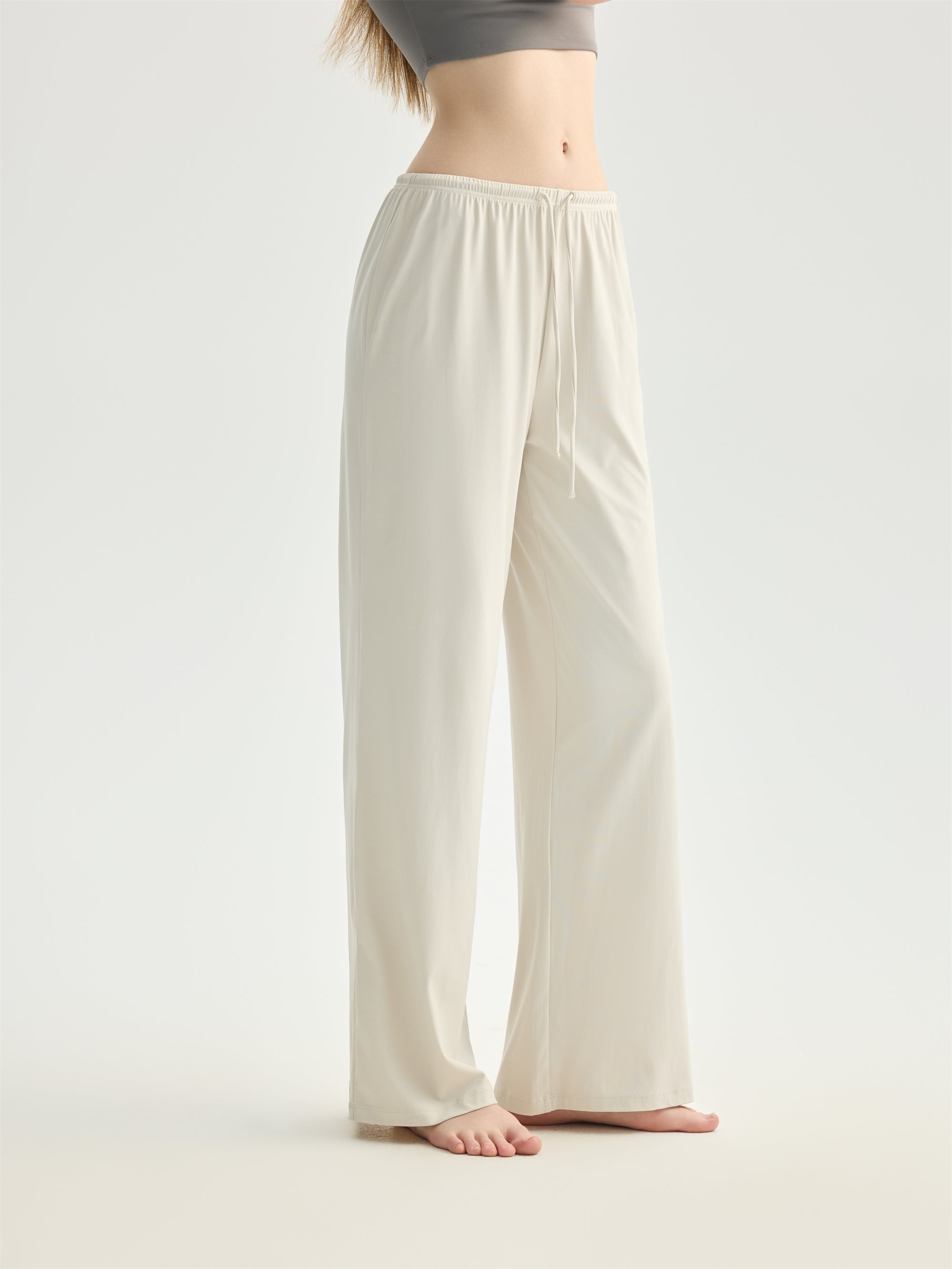 Relaxed Fit Wide-Leg Pants