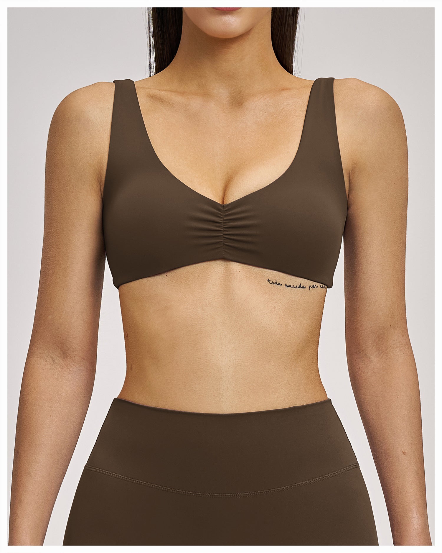 Women’s Ruched Front Medium-Support Sports Bra