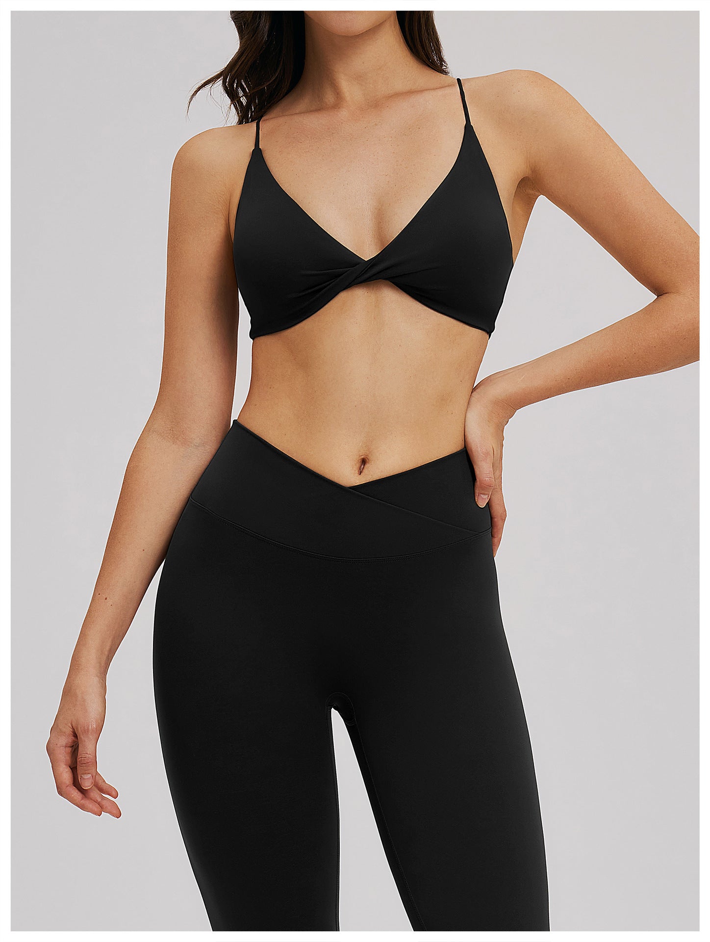 Women’s Twist Front V-Neck Sports Bra